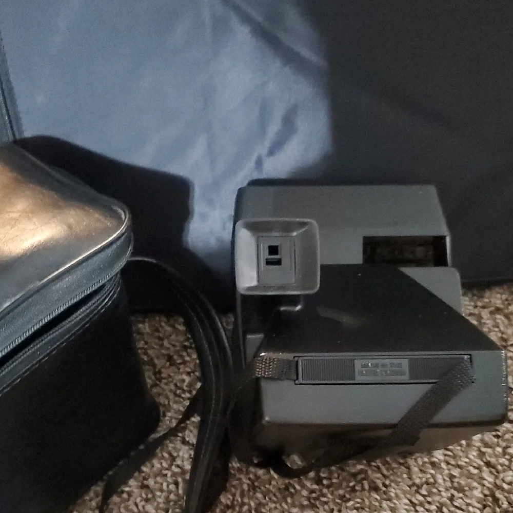 Polaroid One Step Flash Camera in Black